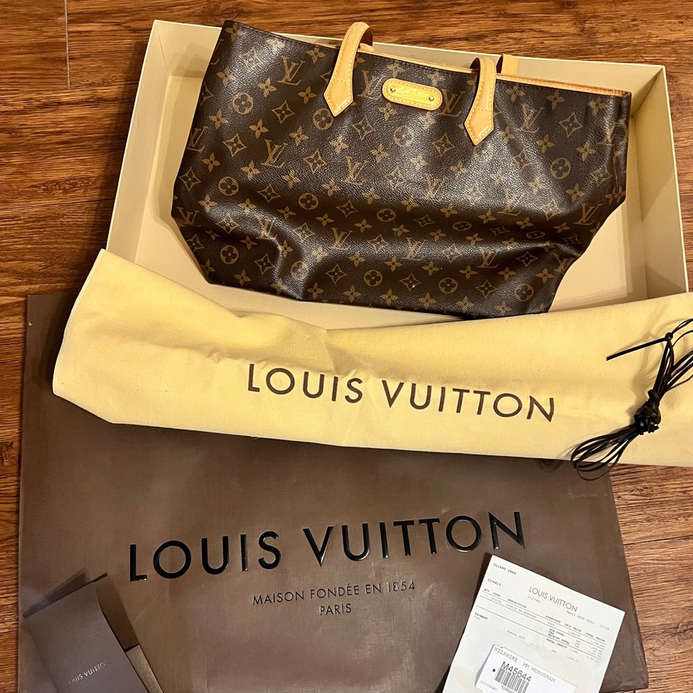 🌟 Authentic! 🌟 Louis Vuitton Wilshire MM Monogram